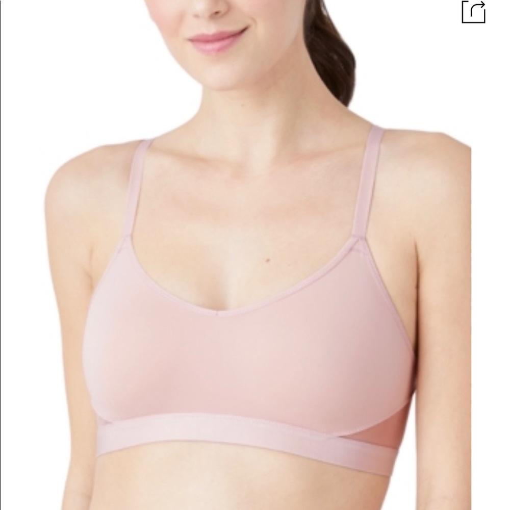 b.tempt’d by Wacoal b.Active Sports Bralette